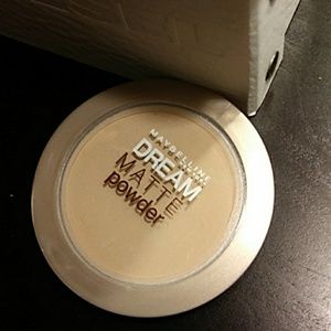 Maybelline dream matte